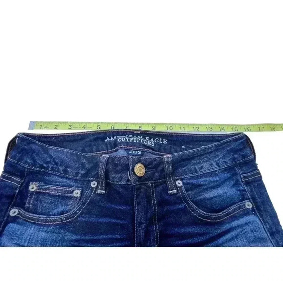 AMERICAN EAGLE OUTFITTERS STRETCH DARK WASH DENIM SHORTS•SIZE 2• - Picture 8 of 9